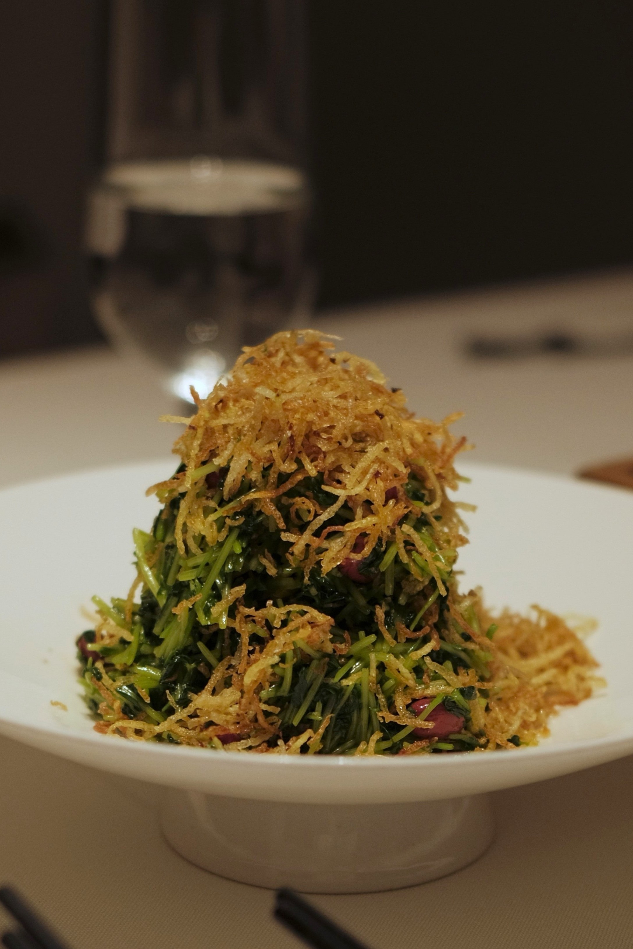 Green pea sprouts (巧拌豆苗)
